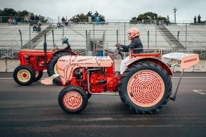 corrida de tratores porsche em laguna seca