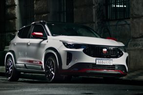 fiat pulse abarth 2023 branco frente parado em rua