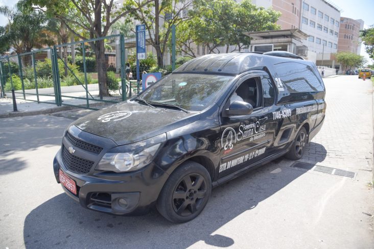 montana carro funerario foto photocarioca shutterstock