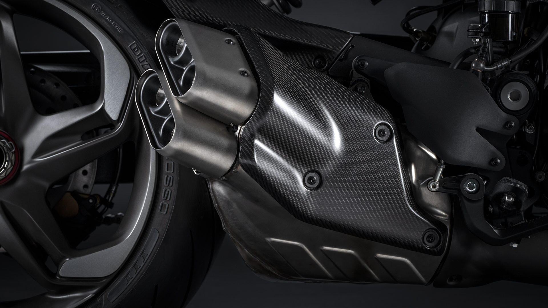 Ducati Diavel Bentley Batur Edition