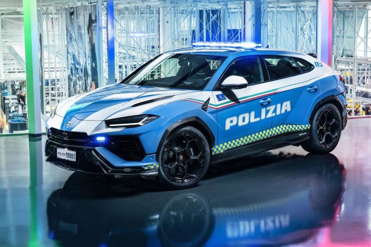 lamborhini urus performante policia 2023 branco azul frente e lateral