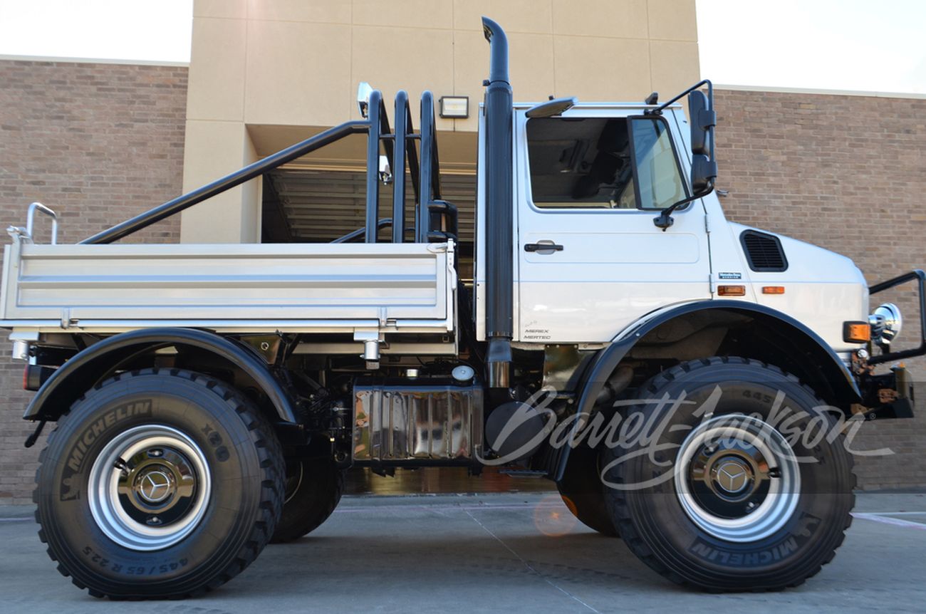 unimog schwarzenegger 1977 prata e lateral barret jackson