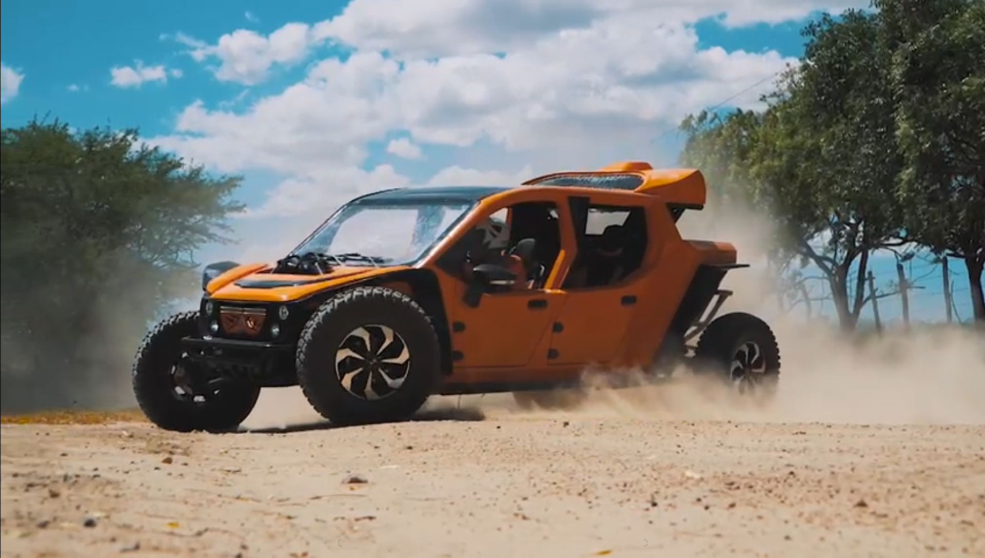 adventures off road guepardo em pista de terra