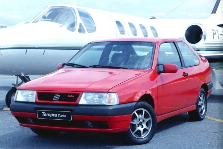 fiat tempra turbo 1994 vermelho frente parado