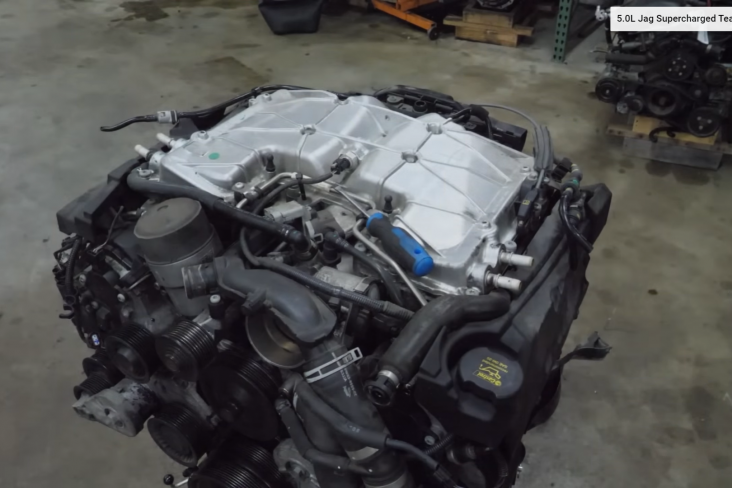 motor v6 jaguar com excesso de oleo