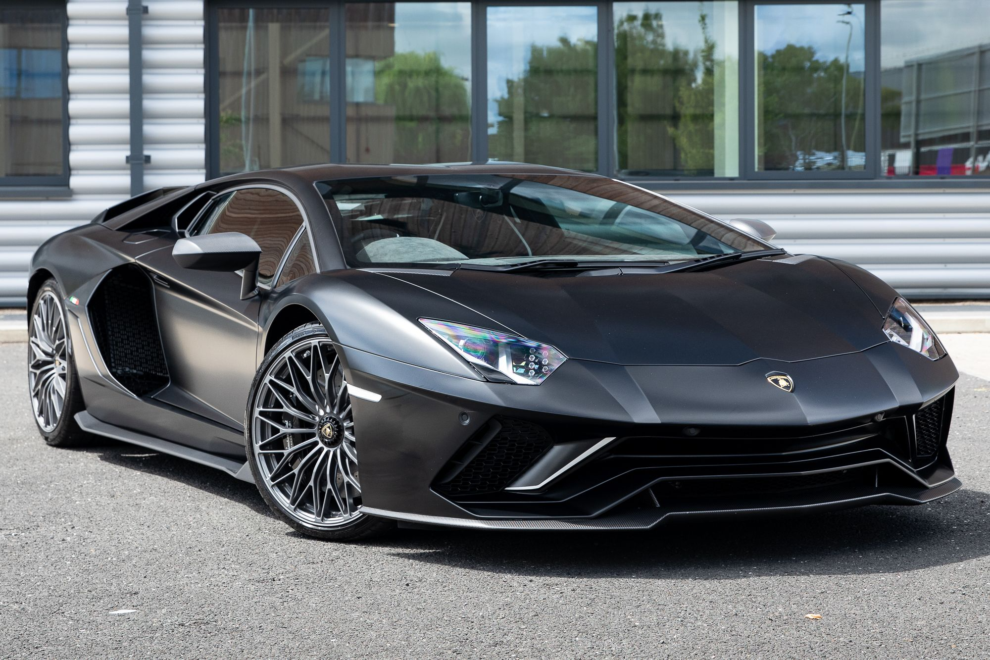 Dono da PixBet adquire Lamborghini avaliada em mais de R$ 8 milhões