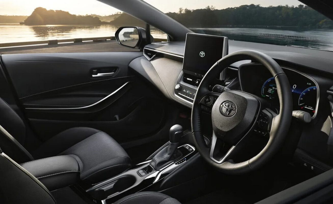 toyota active sport frente lateral interior 4