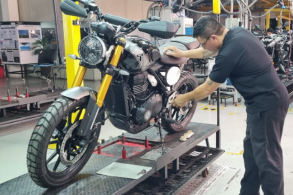 trimph 400 fabrica de moto