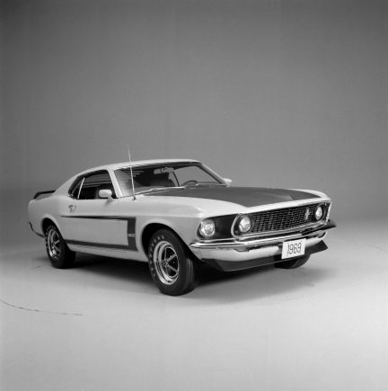 ford mustang boss 302 1969 foto em preto e branco