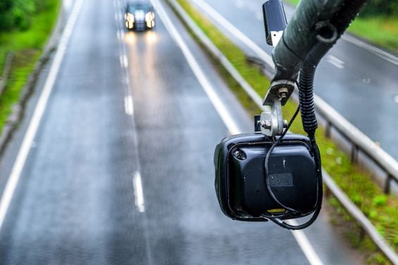5 mitos sobre radares e excesso de velocidade que, se você acredita, leva multa