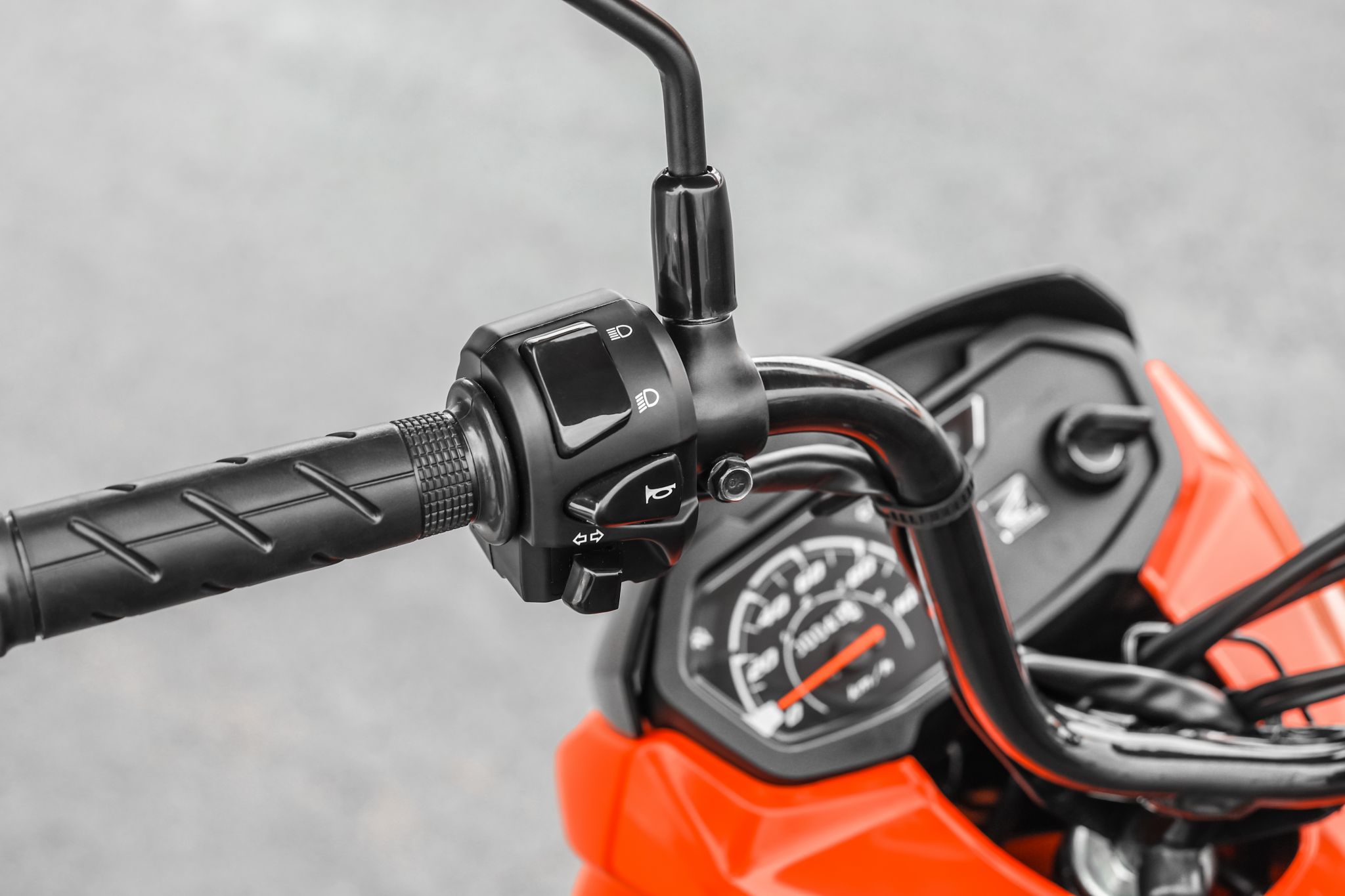 5 motos que não têm manete de embreagem: para não ficar refém das scooters ou elétricas