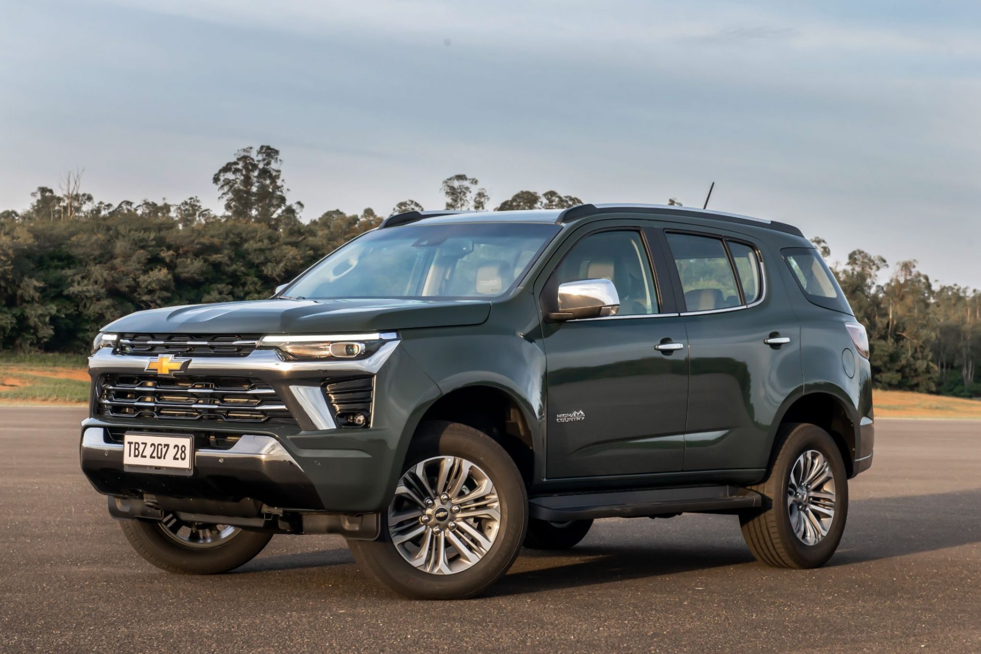 Chevrolet Trailblazer 2025 virá em versão única e mais forte