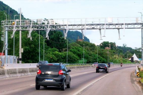 Seu celular vai avisar quando você passar por pedágio free flow; entenda