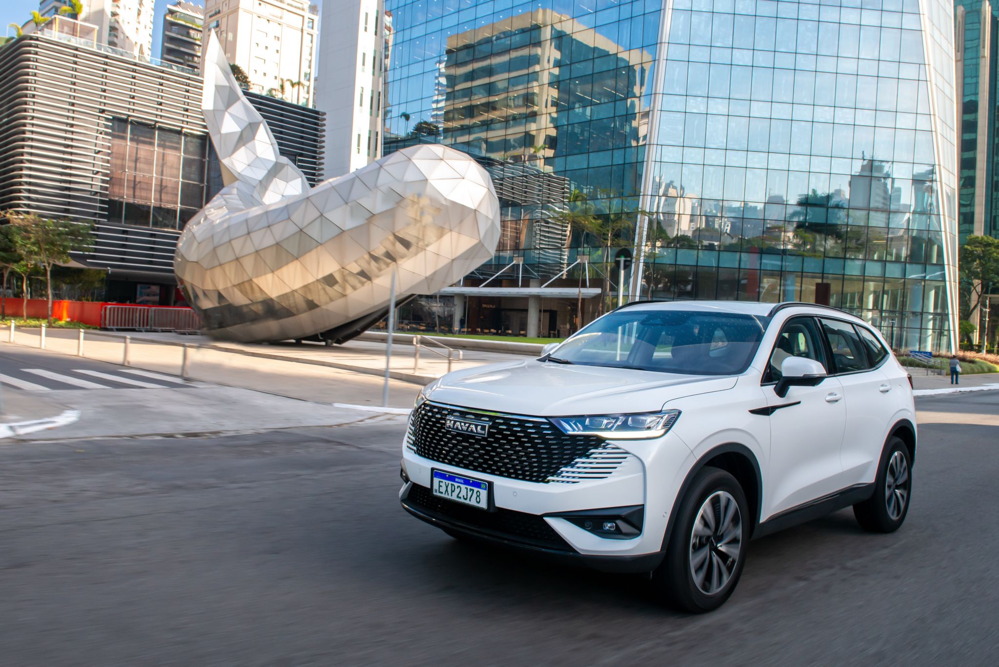 gwm haval h6 phev19 branco 2025 frente lateral traseira interior movimento 1