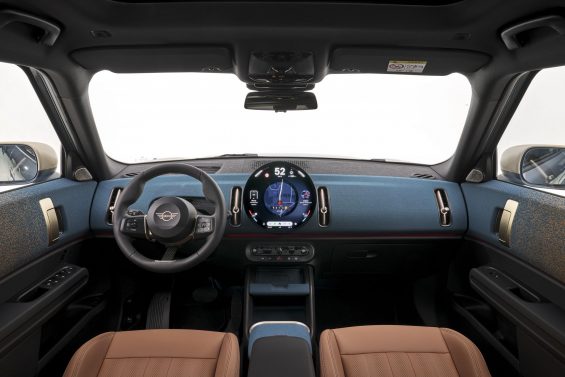 mini countryman se all4 2025 interior painel