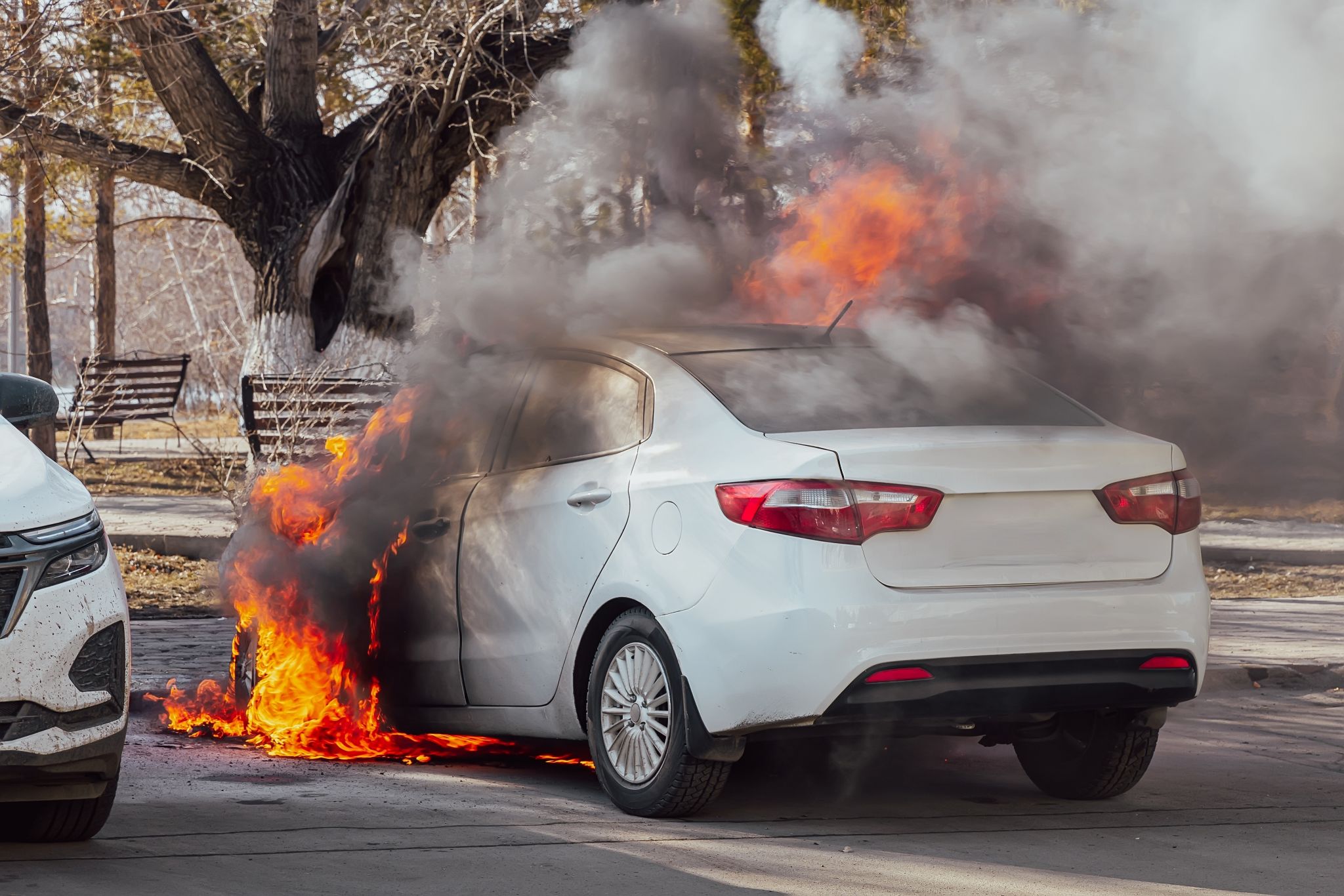 carro pegou fogo, saiba o que fazer como prevenir