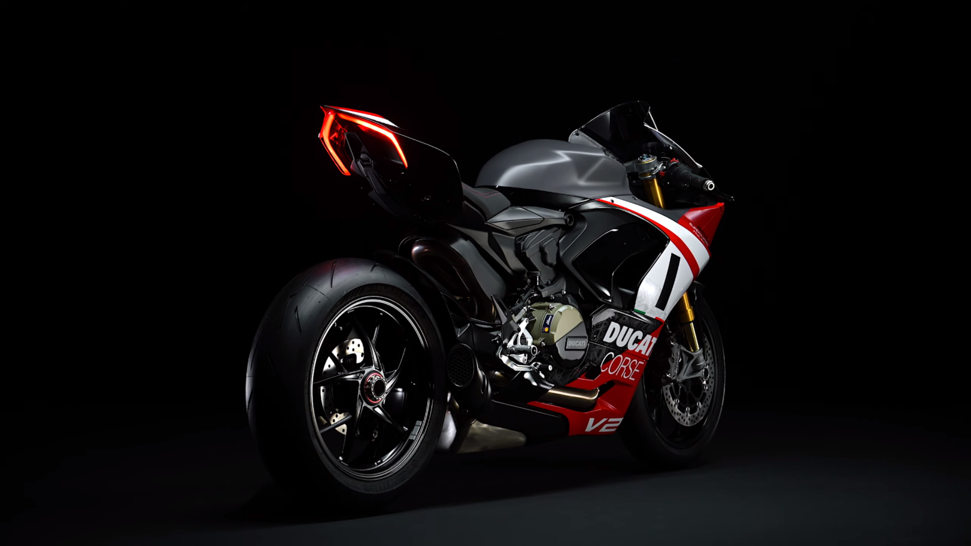 ducati panigale v2 superquadro final edition 4