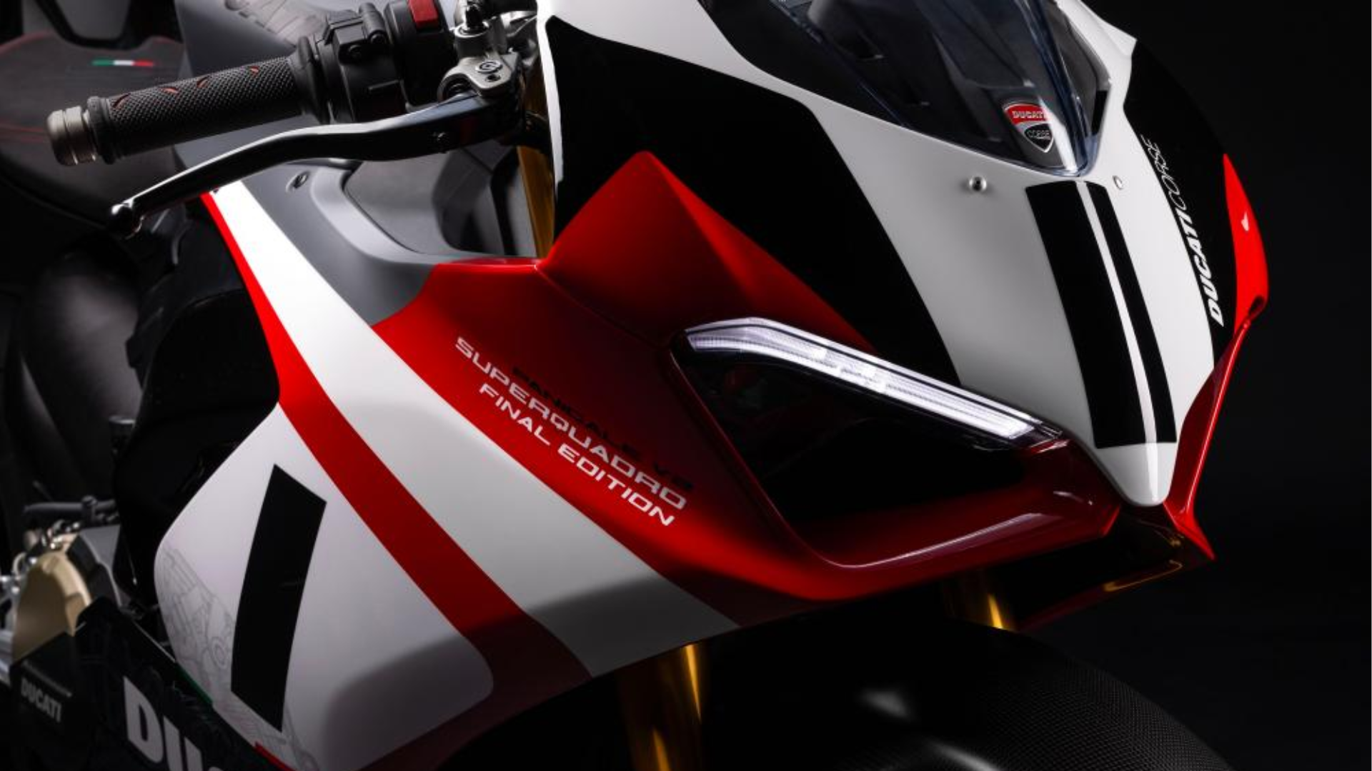 ducati panigale v2 superquadro final edition 3