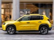 fiat grande panda amarelo lateral em movimento