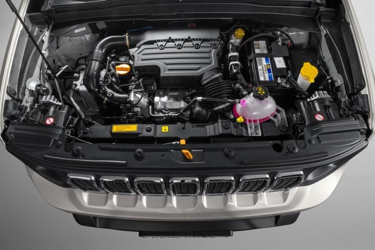 Jeep Renegade Sahara 2025 slash gold cofre do motor 1 3 turbo t270