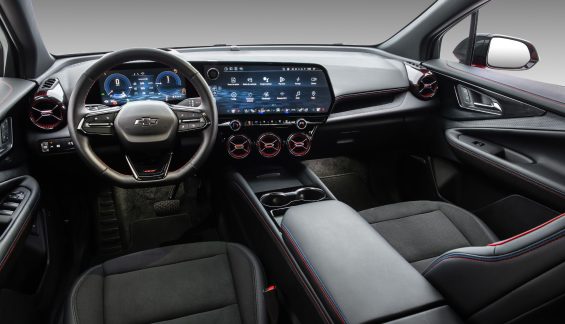 Chevrolet Blazer EV RS 2025 interior painel