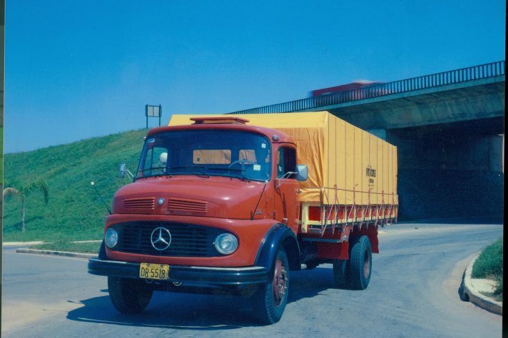 Mercedes Benz 1113