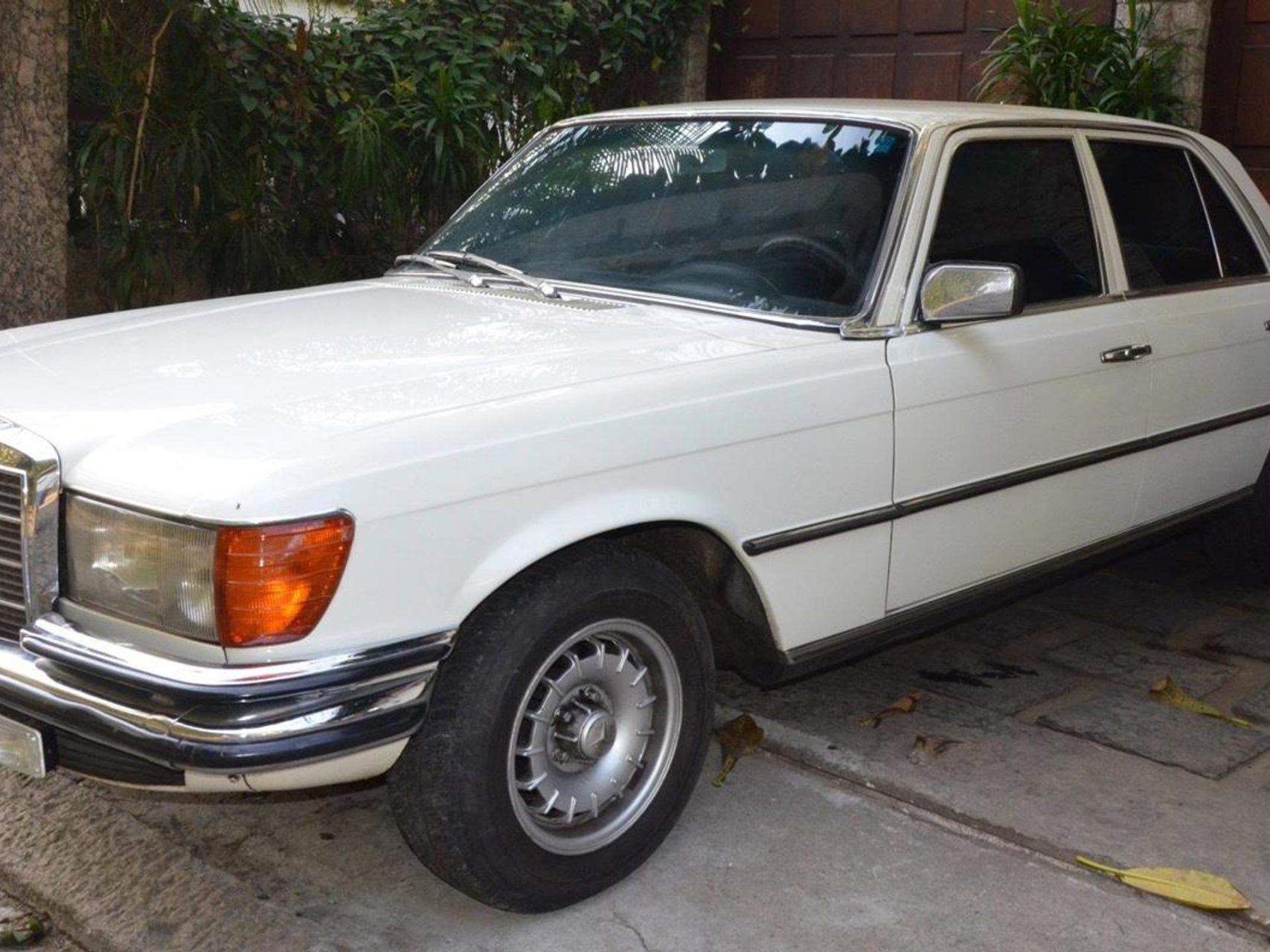 mercedes benz 280s 1979 branco frente 2