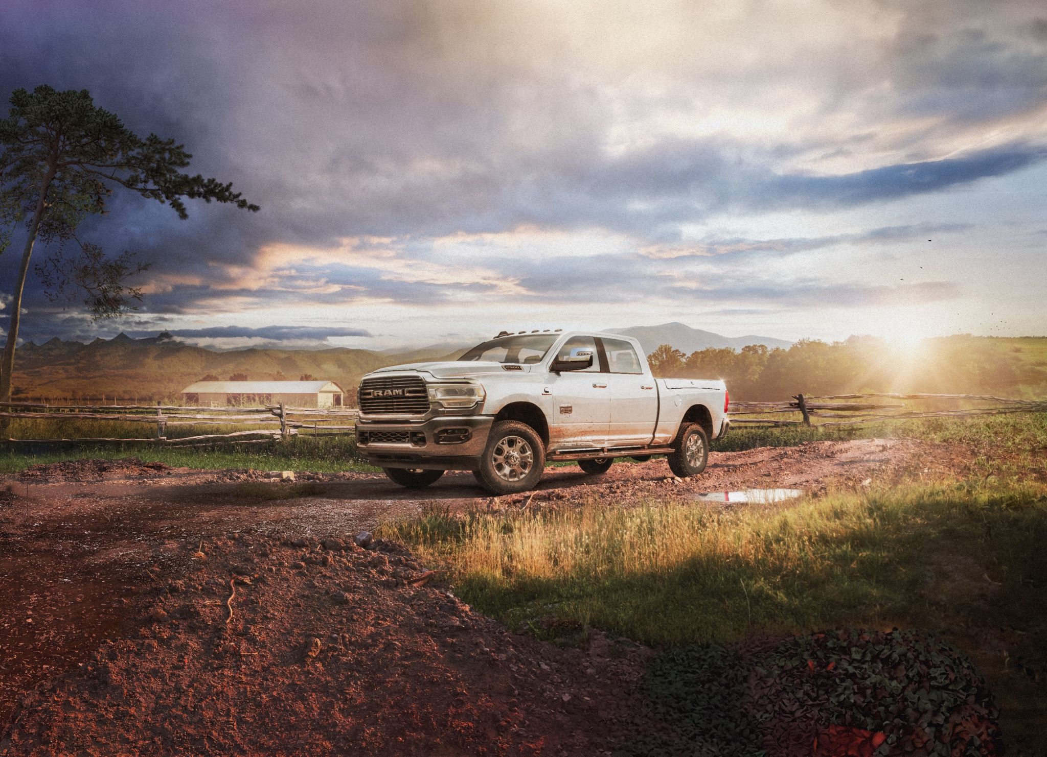 Ram 2500 Rodeo Edition estreia com seis lugares e tiragem limitada