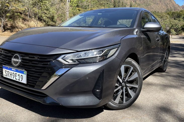 nissan sentra advance 2025 chumbo frente lateral traseira 4