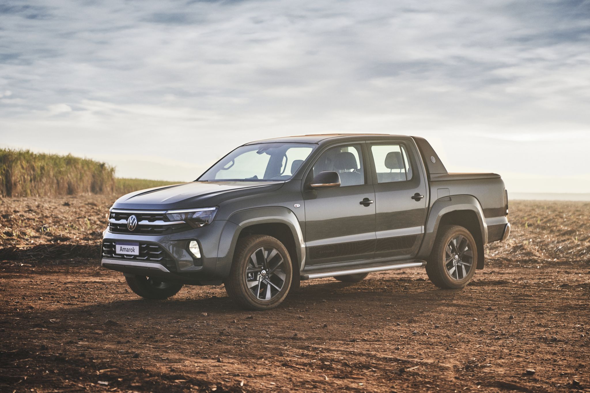 Nova vw amarok 2025 (6)