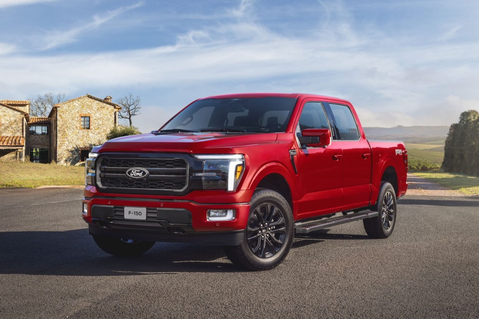 Ford F150 2025 versão Lariat Black é a novidade da linha