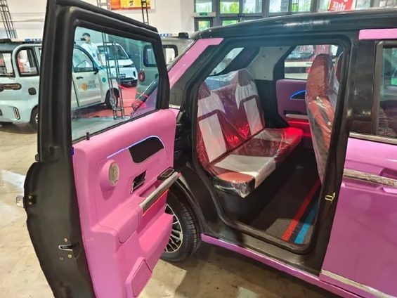 cópia chinesa de rolls royce ghost interior banco traseiro