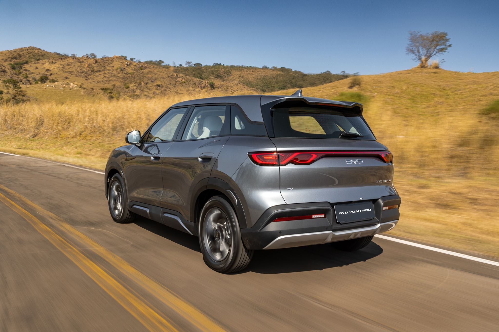 BYD Yuan Pro estrada (17) BYD Yuan Pro estrada (17)