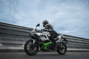 Kawasaki Ninja 7 Hybrid