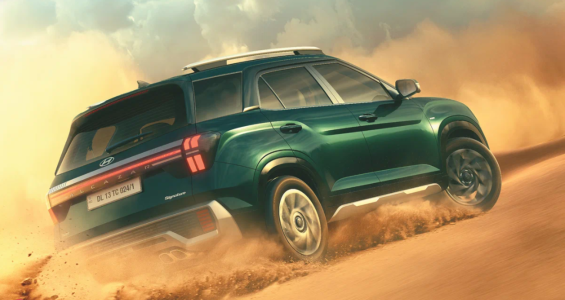 Hyundai Creta Alcazar verde mercado indiano visto de trás PNG