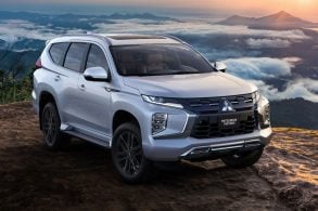 Mitsubishi Pajero Sport 2025 Legend branco frente