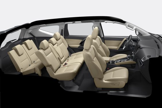 Mitsubishi Pajero Sport 2025 Legend interior bege