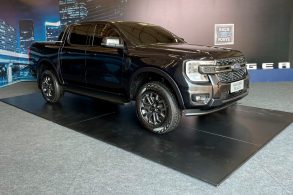 FORD RANGER BLACK PICAPE 2025