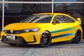 honda civic type r com pintura amarela inspirada no capacete de ayrton senna feita por alan mosca