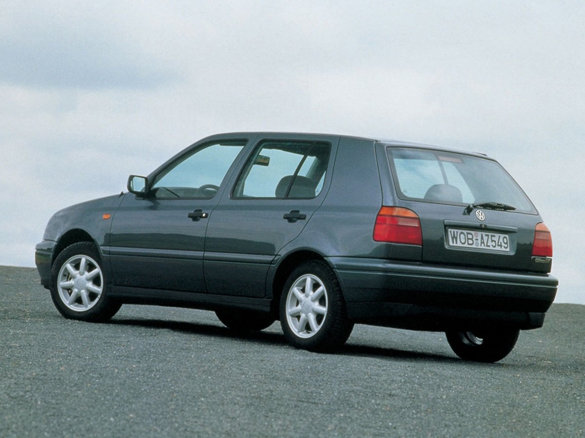 volkswagen golf 5 door mk3 traseira parado