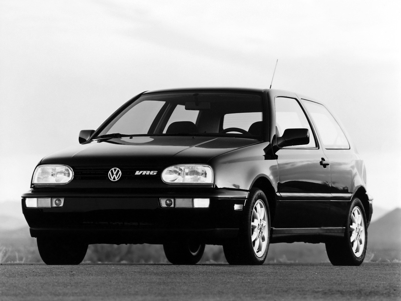 volkswagen golf vr6 3 door preto frente