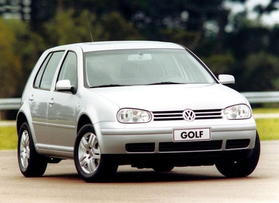 volkswagen golf gti 1 8 20v 2002 prata frente parado