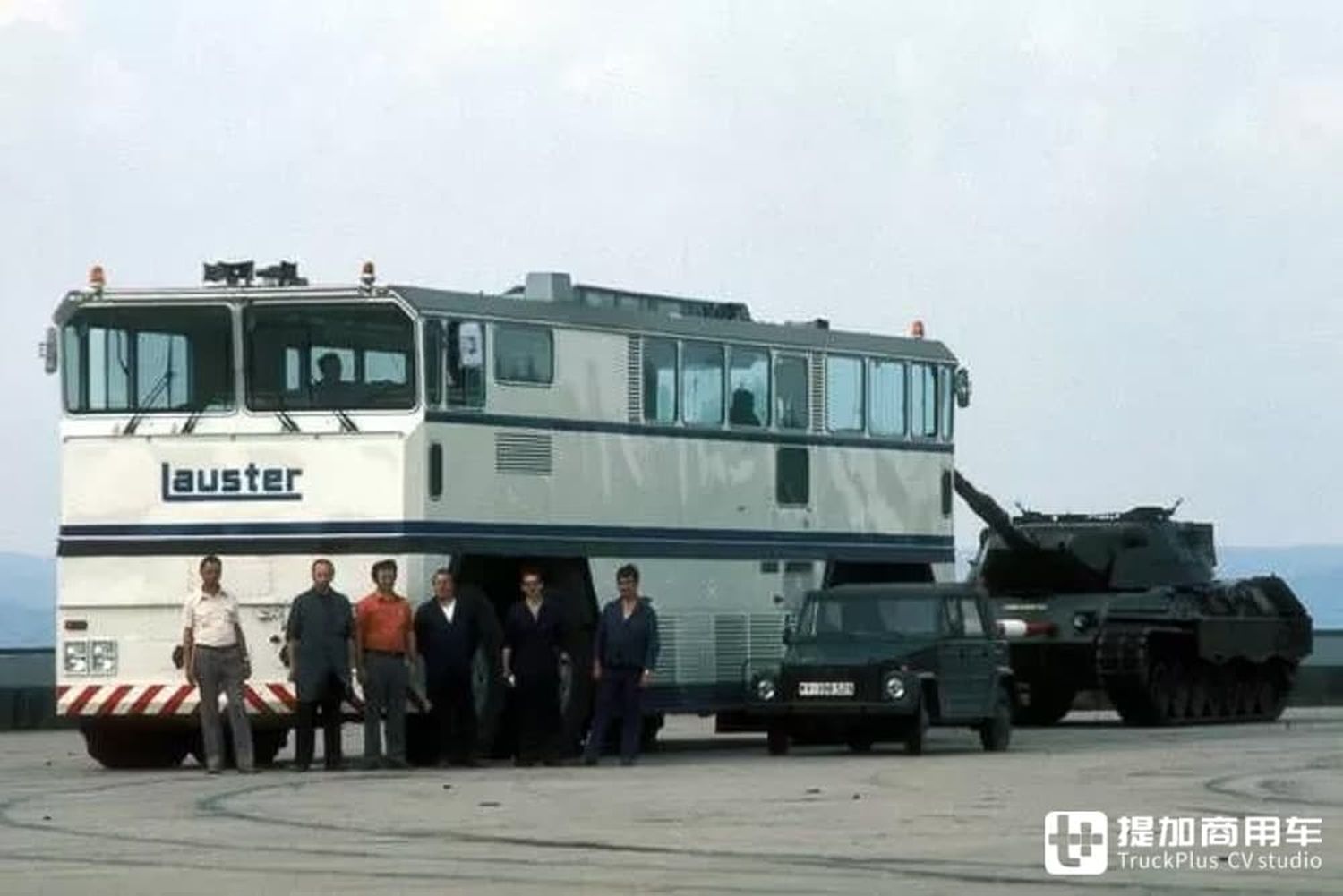 Lauster MF-60: o caminhão gigante que encarava tanque de guerra