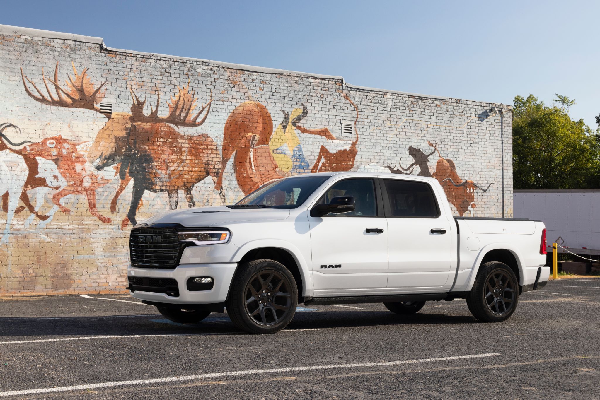 RAM 1500 amb 210