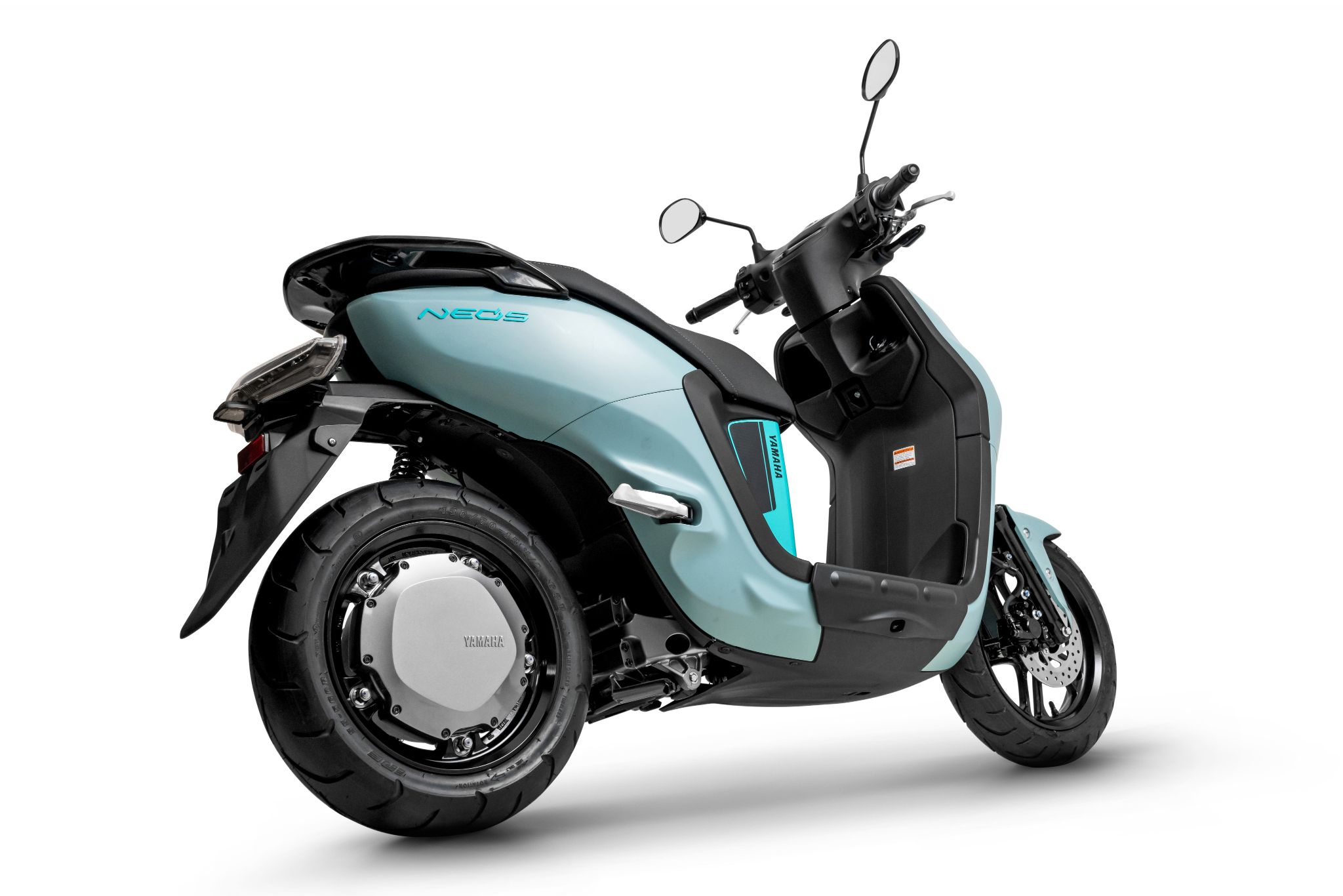 Yamaha Neo's Connected traseira parada