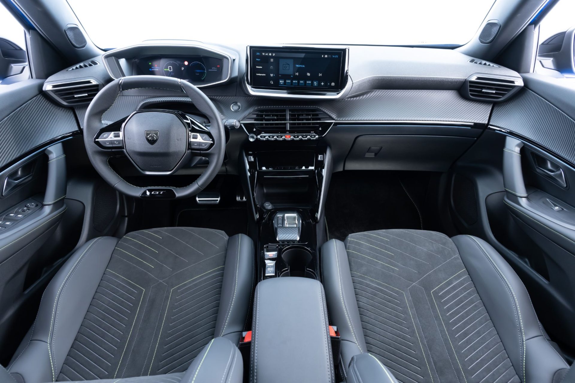 peugeot e 2008 gt 2025 interior painel 2