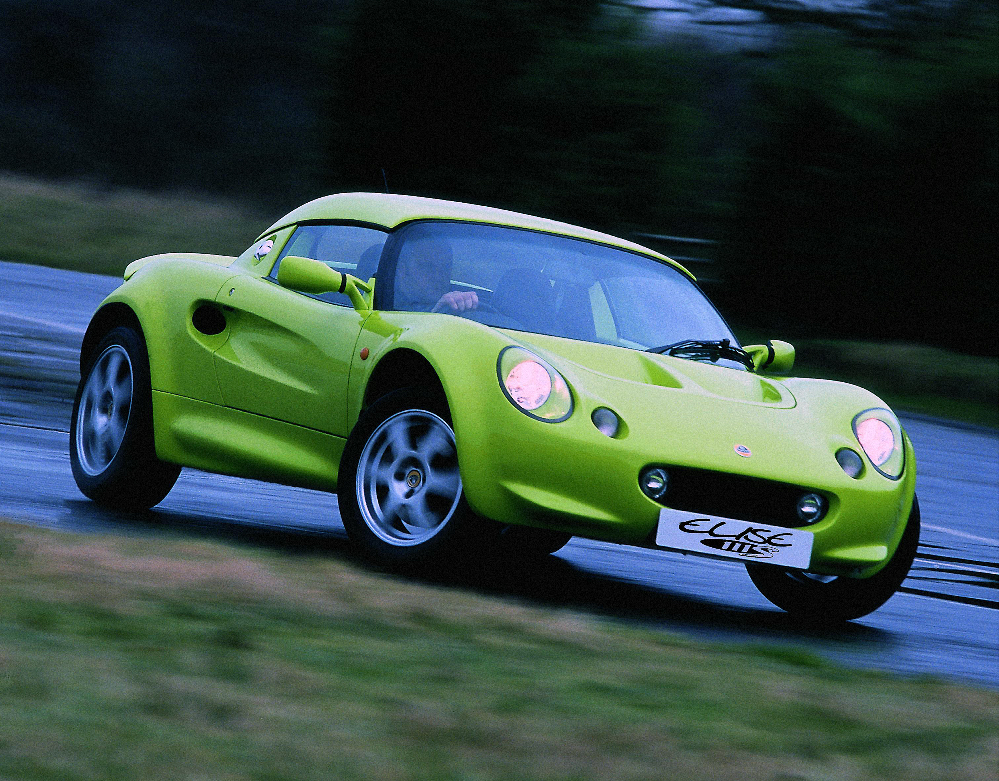 lotus elise 111s verde frente derrapando