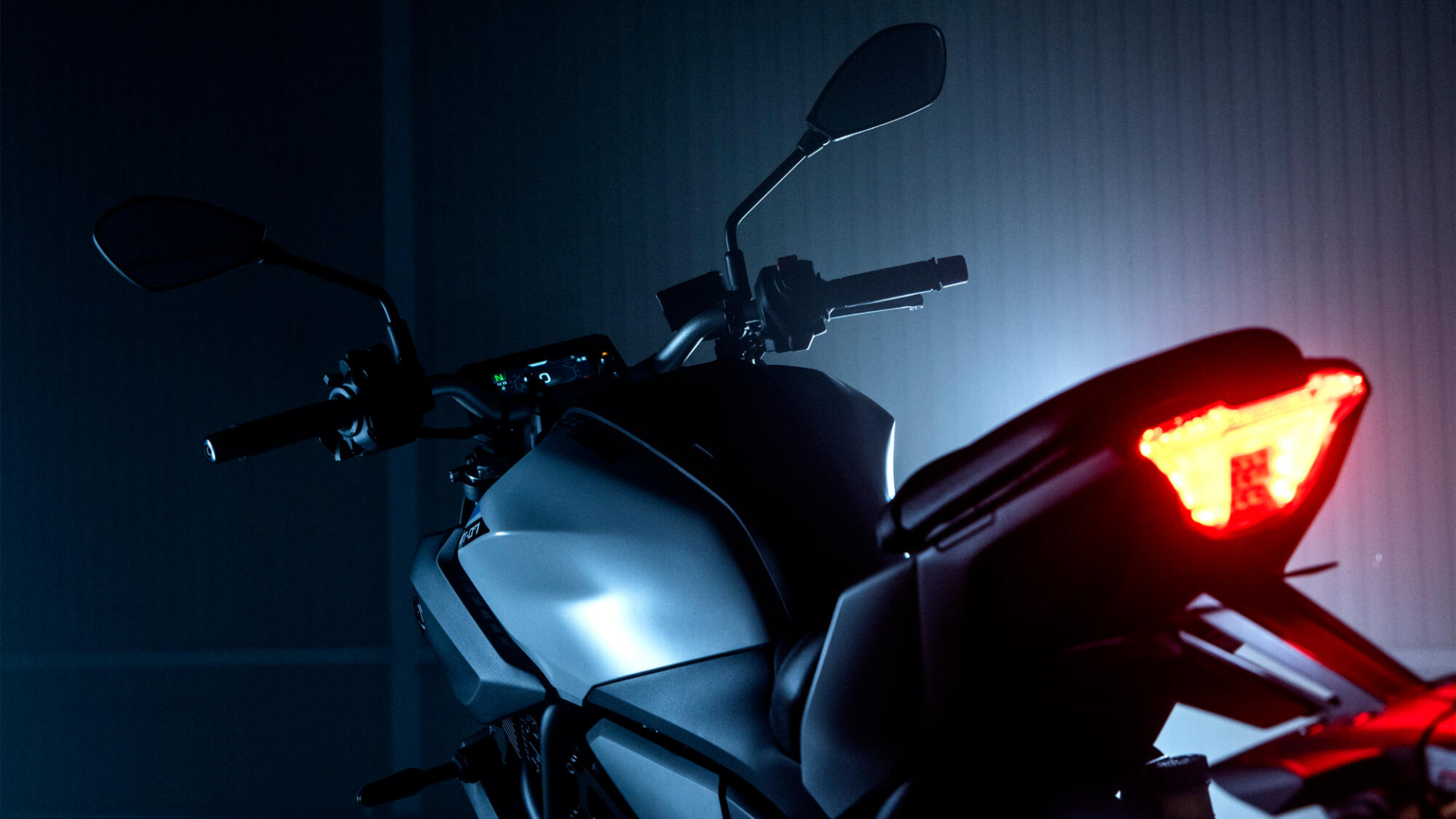 Yamaha MT 07 (7)