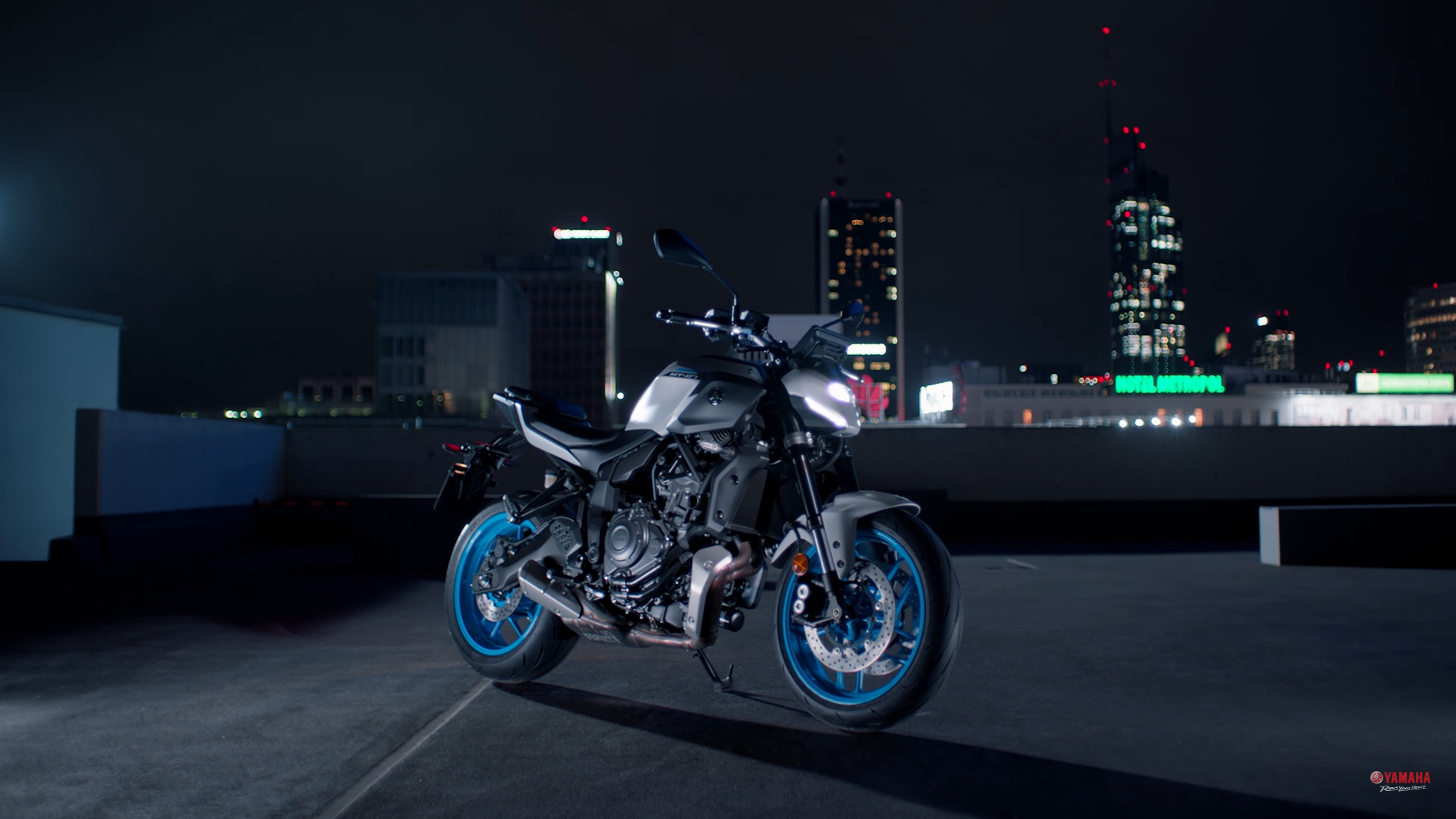 Yamaha MT 07 (1)