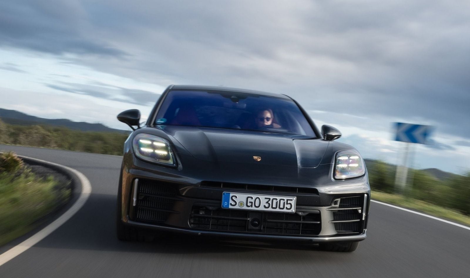 Porsches viram ‘tijolos’ na Rússia após perda de conexão com satélite de GPS